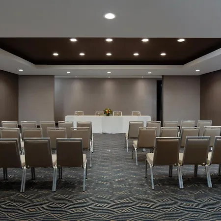 Embassy Suites By Hilton Santo Domingo-2